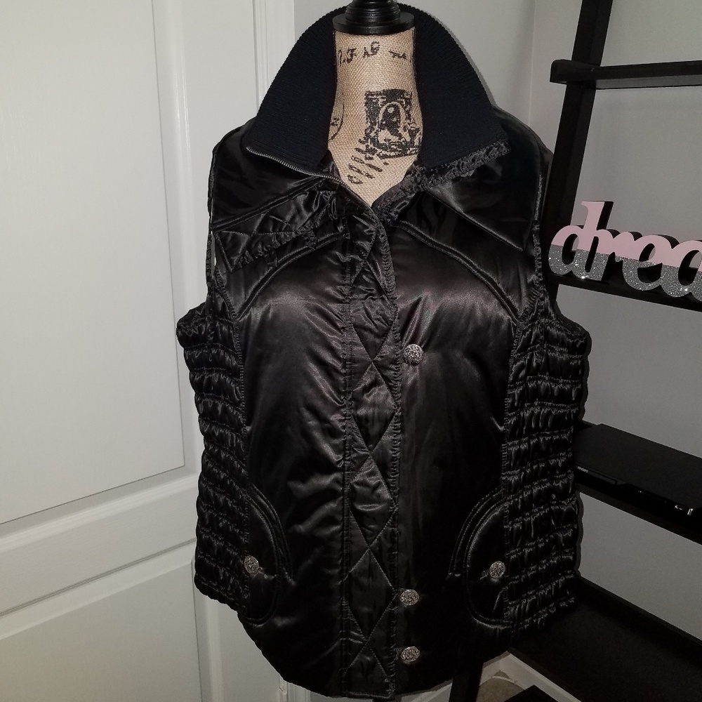 Stylish puffy vest